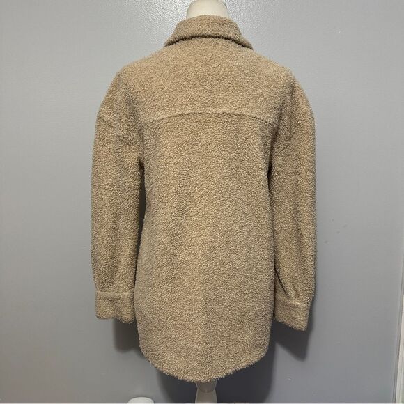 Bagatelle Women’s Faux Sherpa Teddy Shacket Front Pockets Tan Size XS - Picture 4 of 8